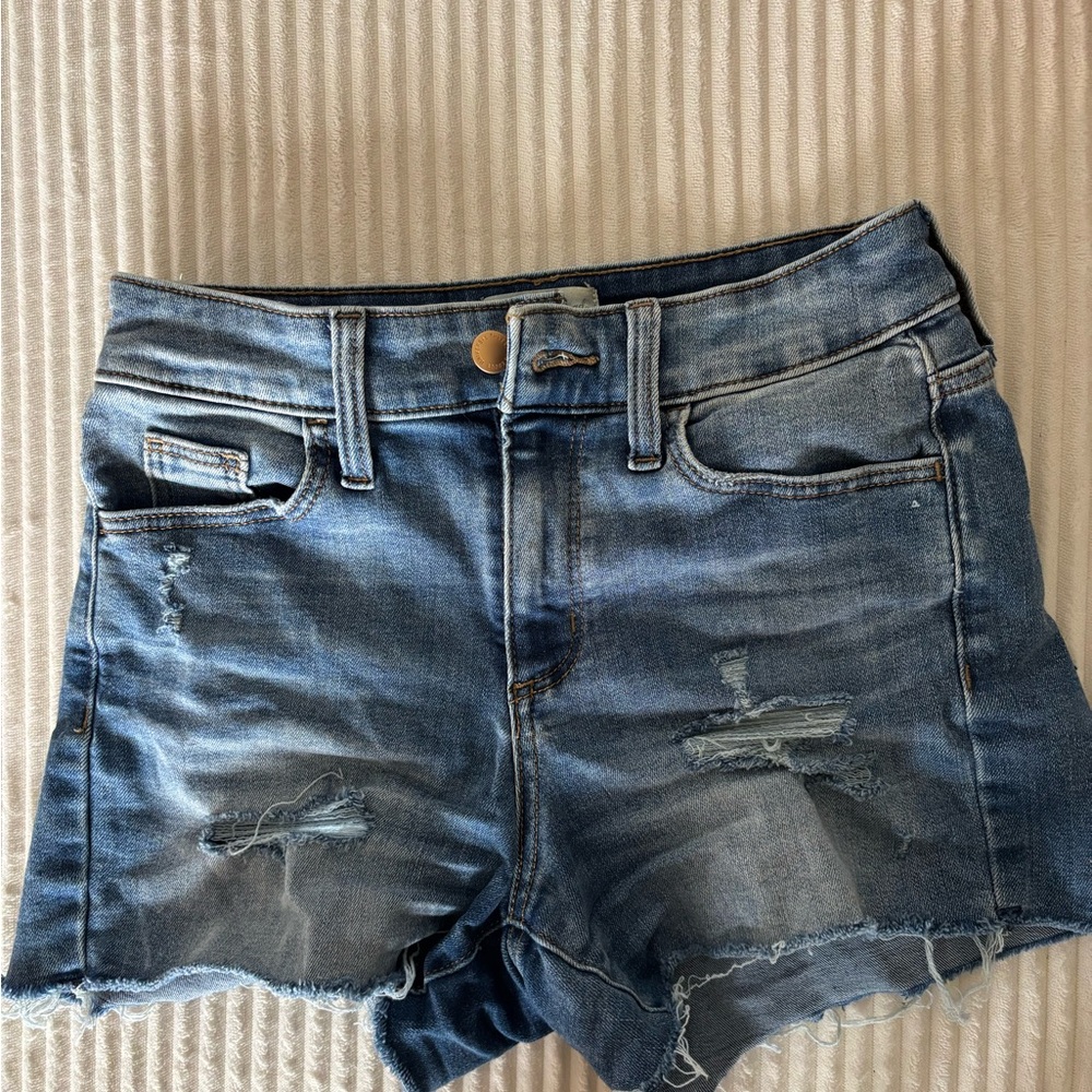 Universal Thread Distressed Blue Jean Shorts